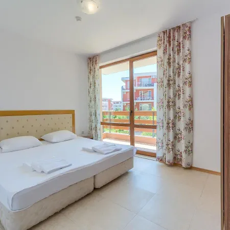 Robinson Lägenhet Elenite