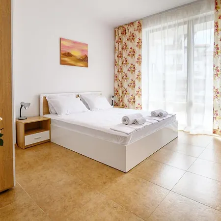 Robinson Apartment