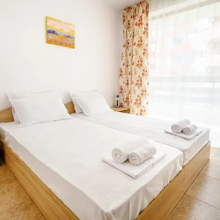 Robinson アパート