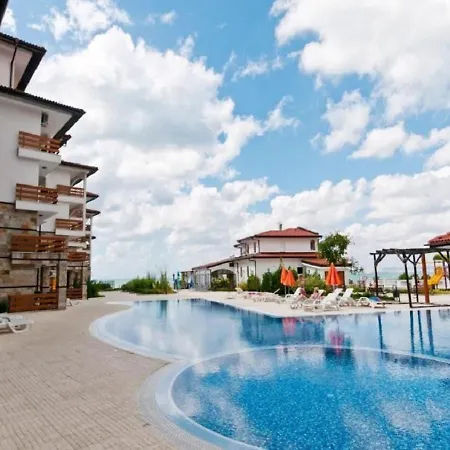 Apartment Robinson Elenite