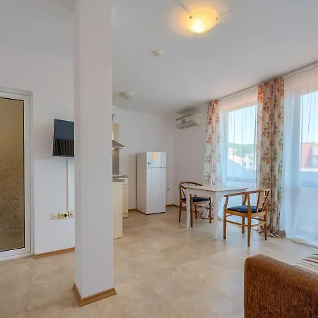 Robinson エレニテ